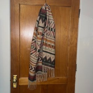 Duluth Trading Co. Blanket Scarf